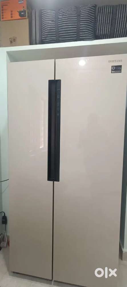 Samsung fridge 676 litter