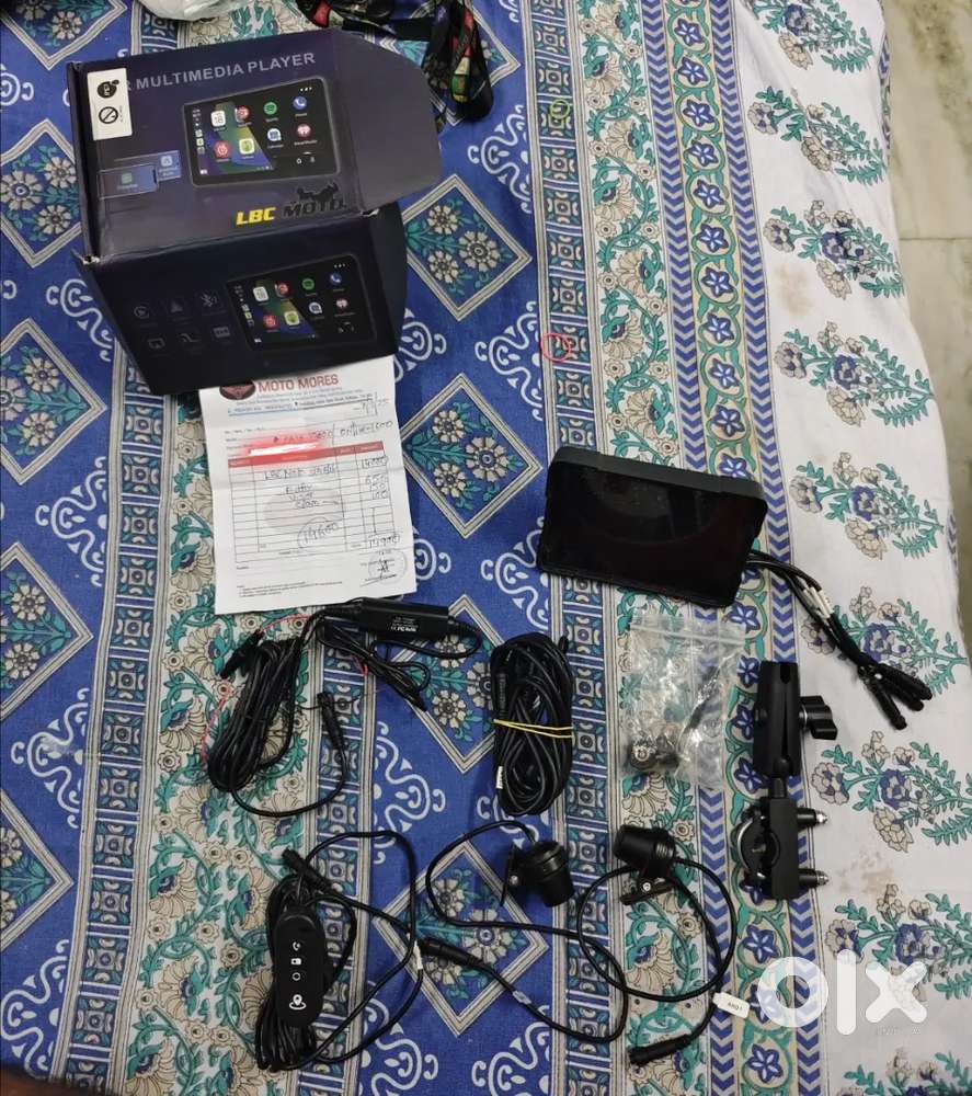 Bike navigation system with 2camera and tyre pressure monitoring
