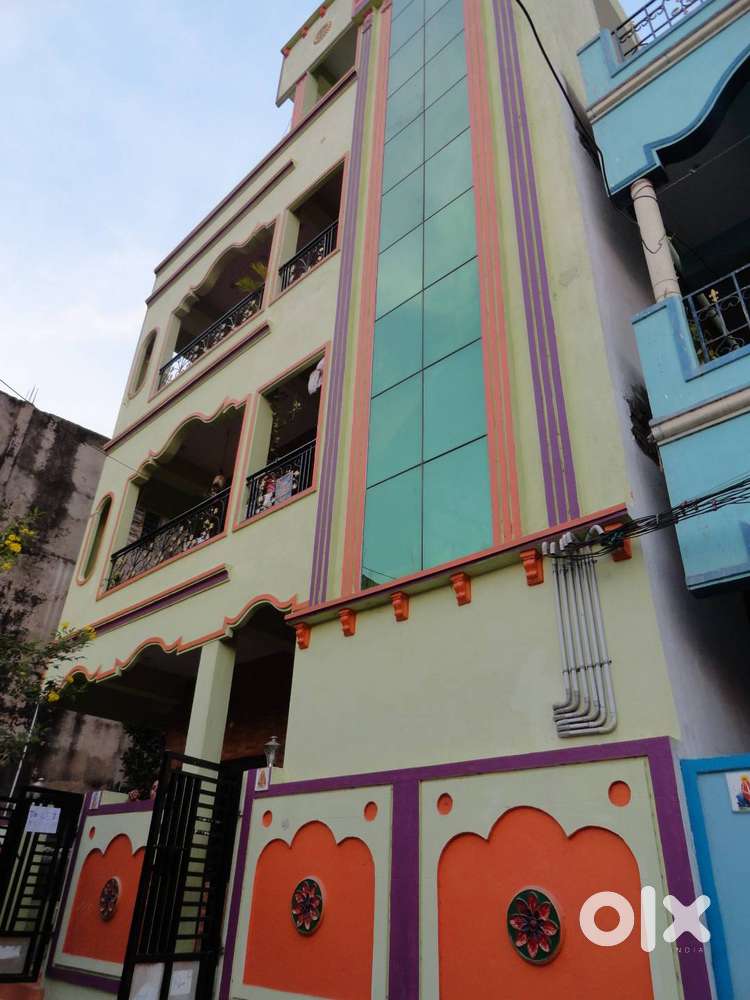 Bachelor's/Family 1BHK at Ramalingeswarnagar near Benz Circle