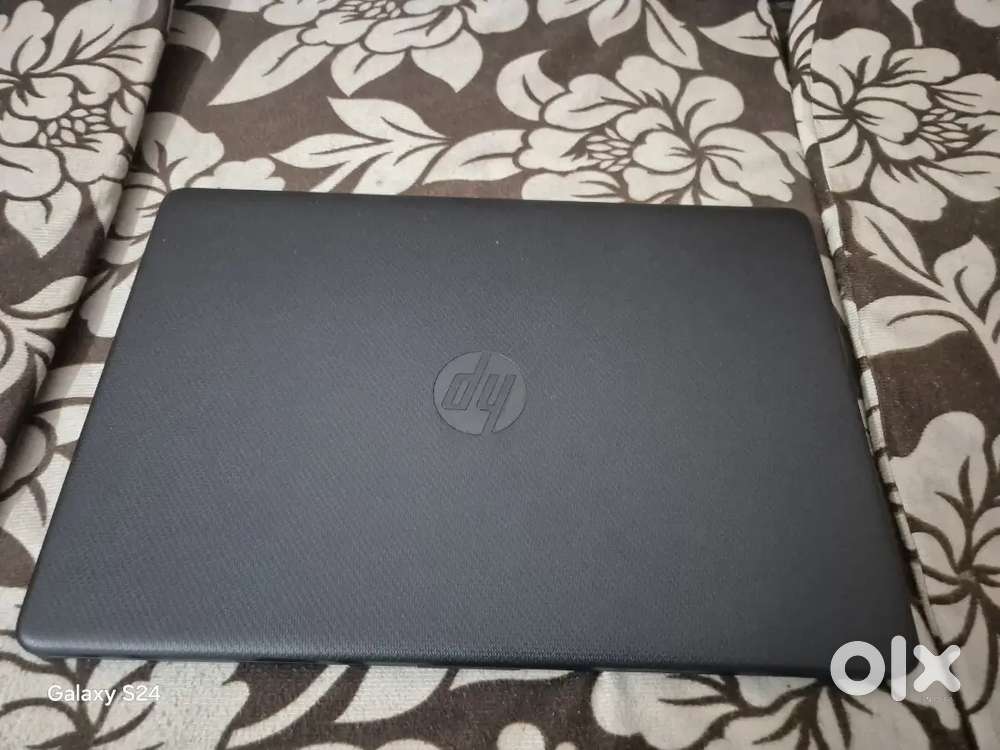 HP 15s Laptop  8GB RAM  512GB SSD  Excellent Condition