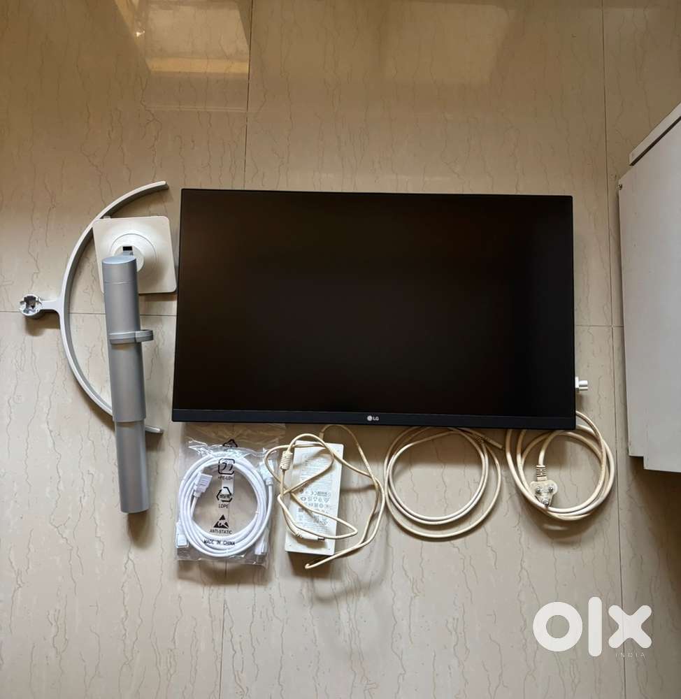 LG 27 Inch USB C 4K Monitor with all Accessories & Dual Monitor Stand