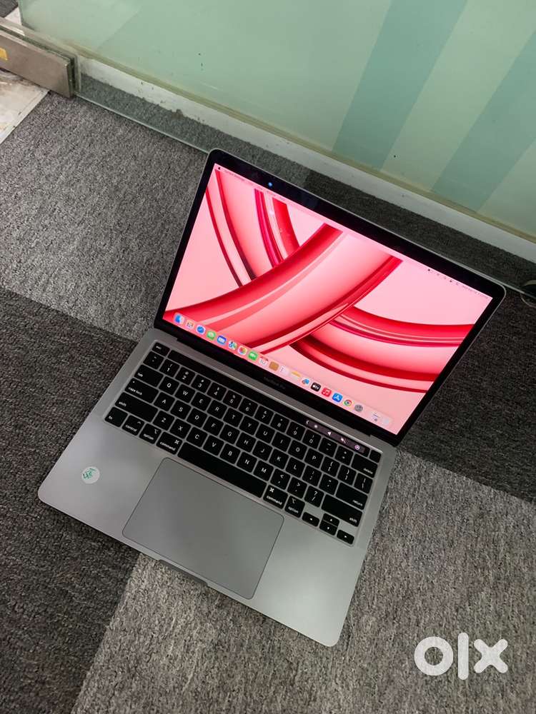 Apple MacBook Pro / i7 / 16GB / 512GB / 2020 / Touch ID / Bill / WRNTY