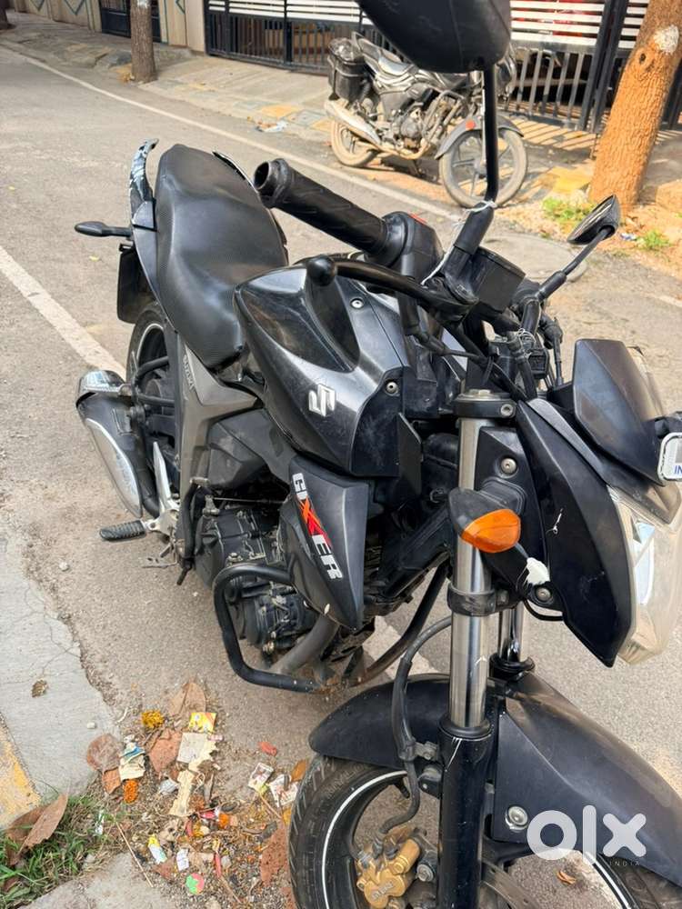 Suzuki gixxer
