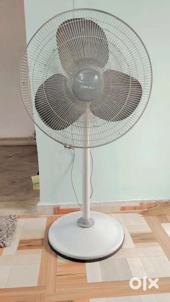 Bajaj fan high speed