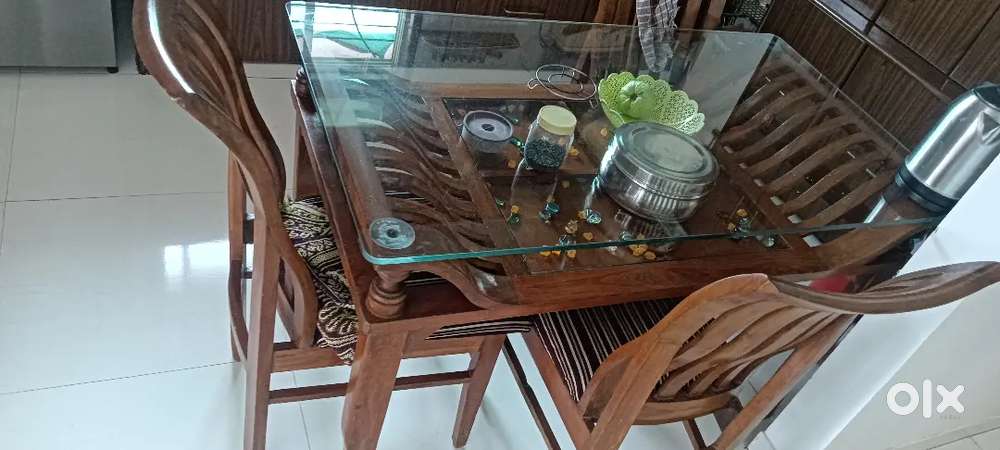 Saag wood 4 chair dining