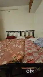 Iron Bed × 2