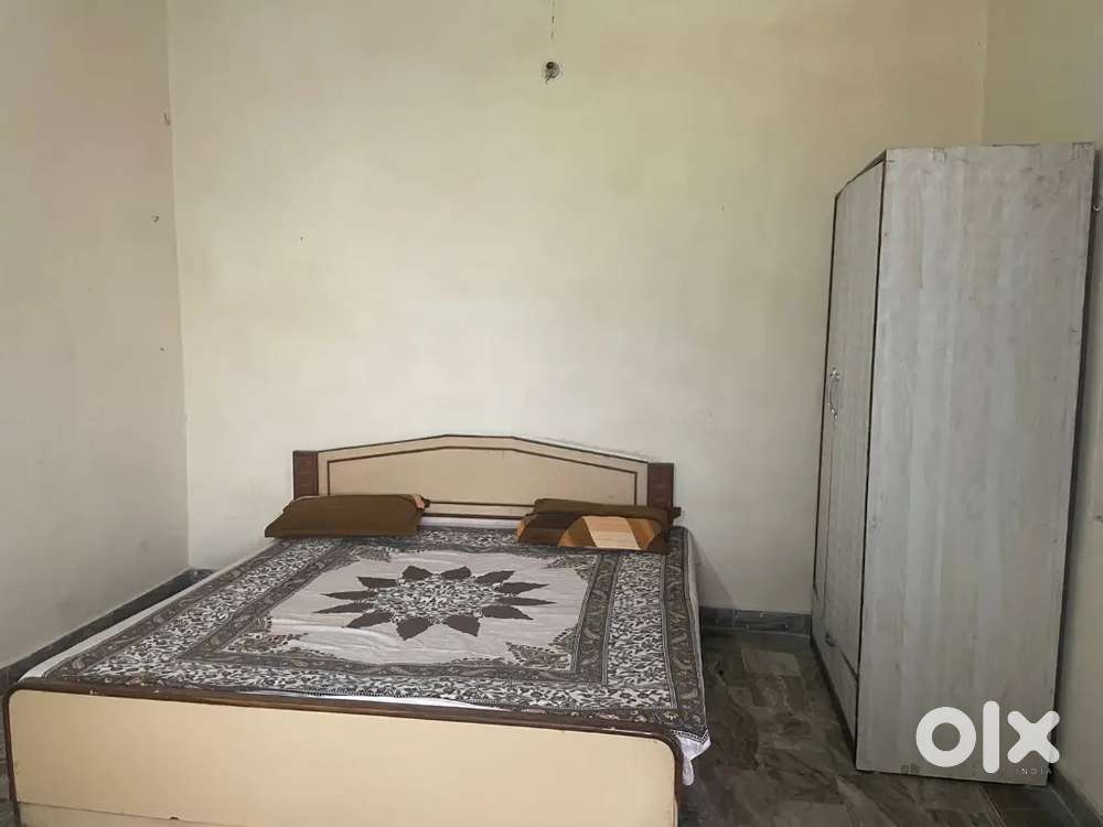 1 bedroom kitchen set with attached washroom on 1st floor