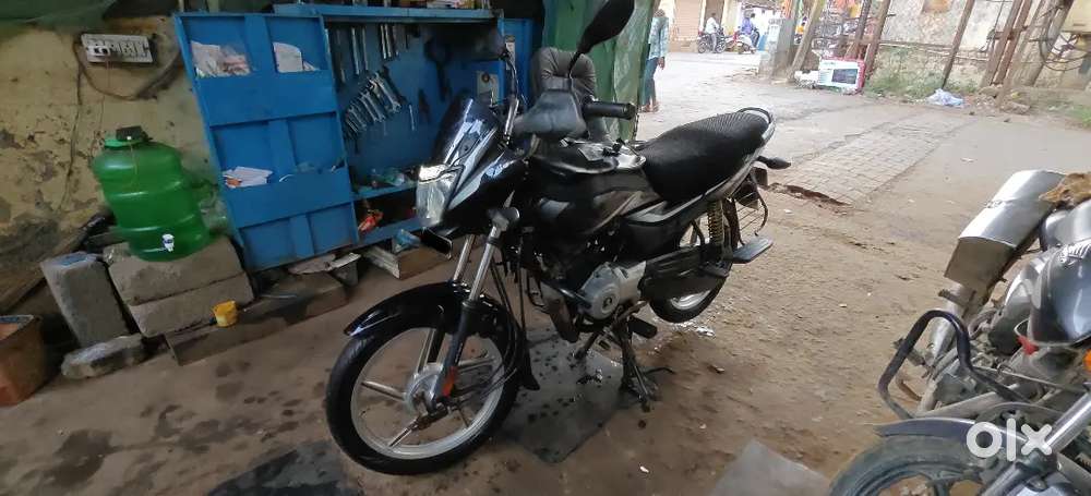 Bajaj Platina 100