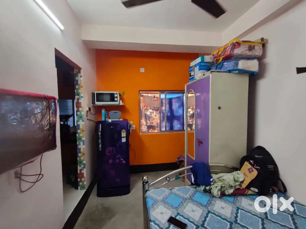 1rk 200sqft notary ownership flat for sale urgent