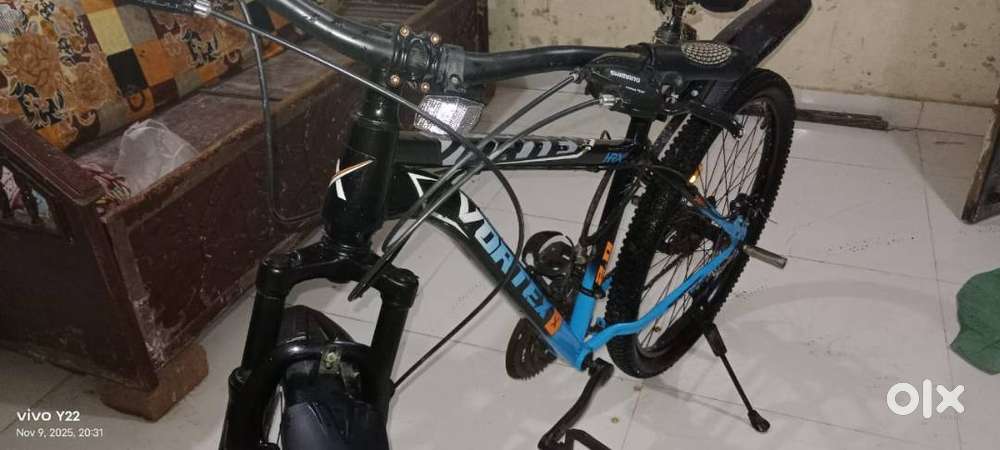 Vertex 26 B/B1 21-Gear Mountain Cycle