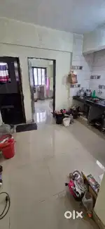 Want GIRLS as roommates
