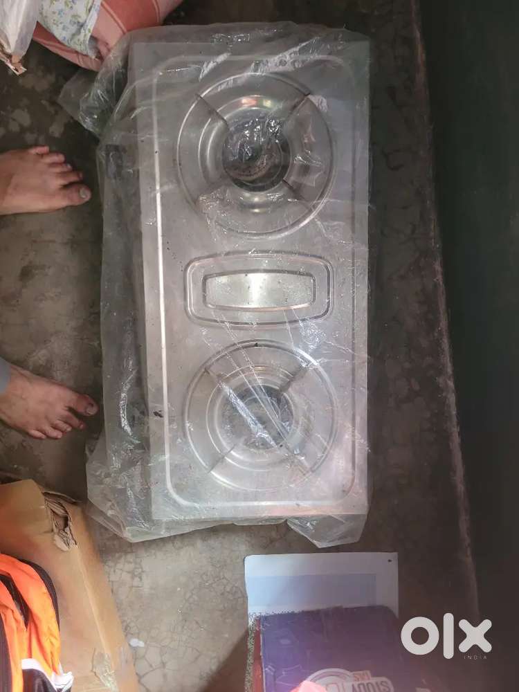 A - 2 burner almost not used new gas oven