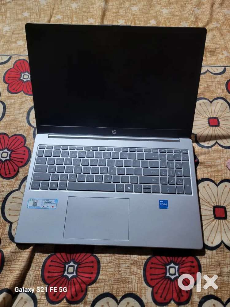 Hp 15s intel core i3 13 gen .1315.