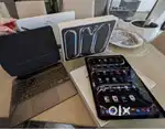 Apple iPad Pro 13-in M4 Chip Wi-Fi+ Cellular 5G 256GB Keyboard W Pen.