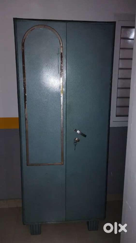 Steel Almirah For Sale