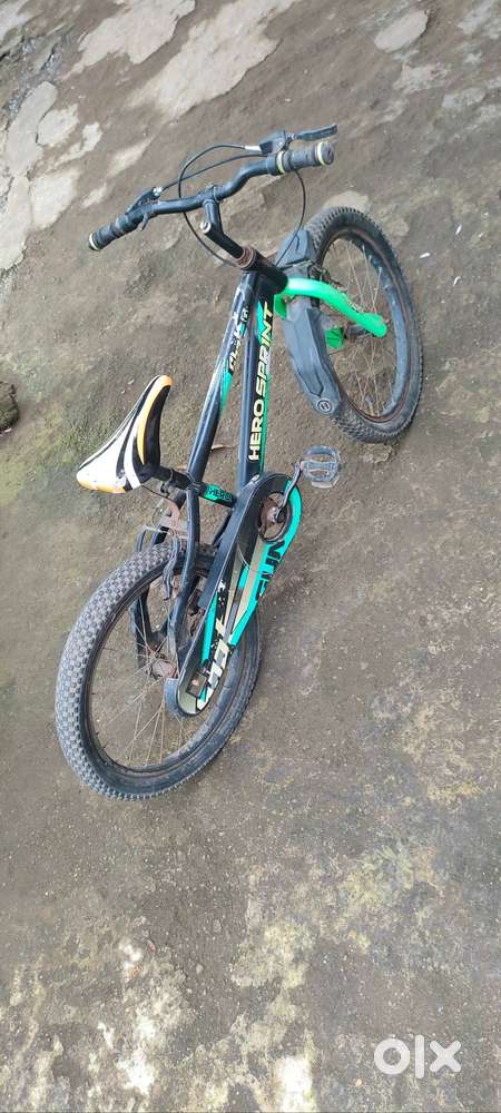 Hero kids bicycle colour blue