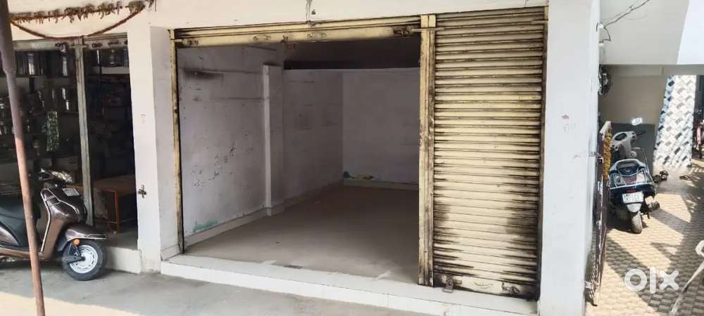 Shop on Rent for offices/stores on kharabi road