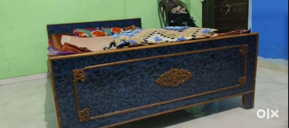 New condition bed