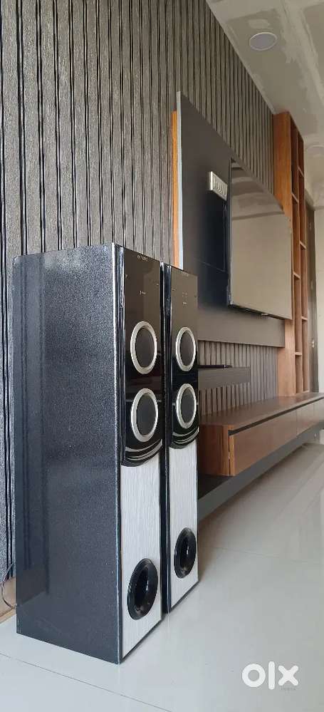 Cemex soundbar 2pics(use for merriage birthday)