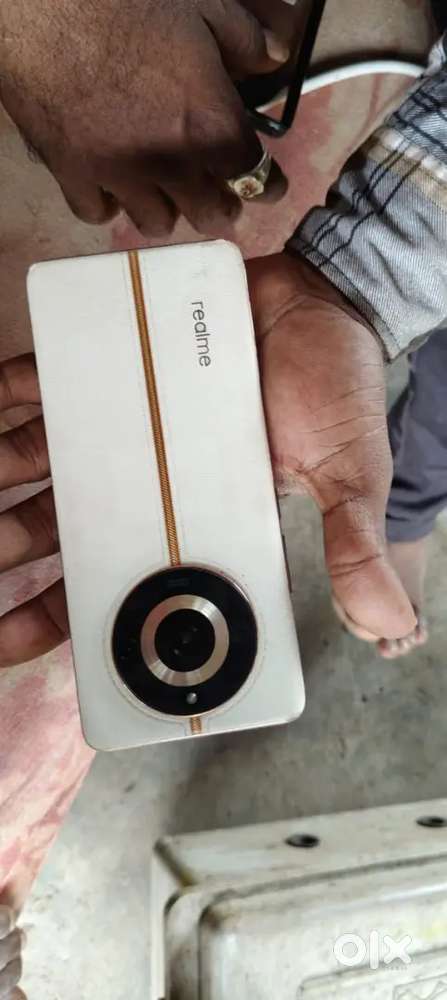 Realme11 Pro phone selling