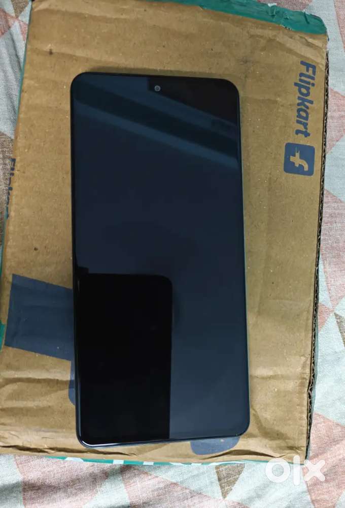 POCO F4,  6.0+2.0 & 128GB, Excellent condition