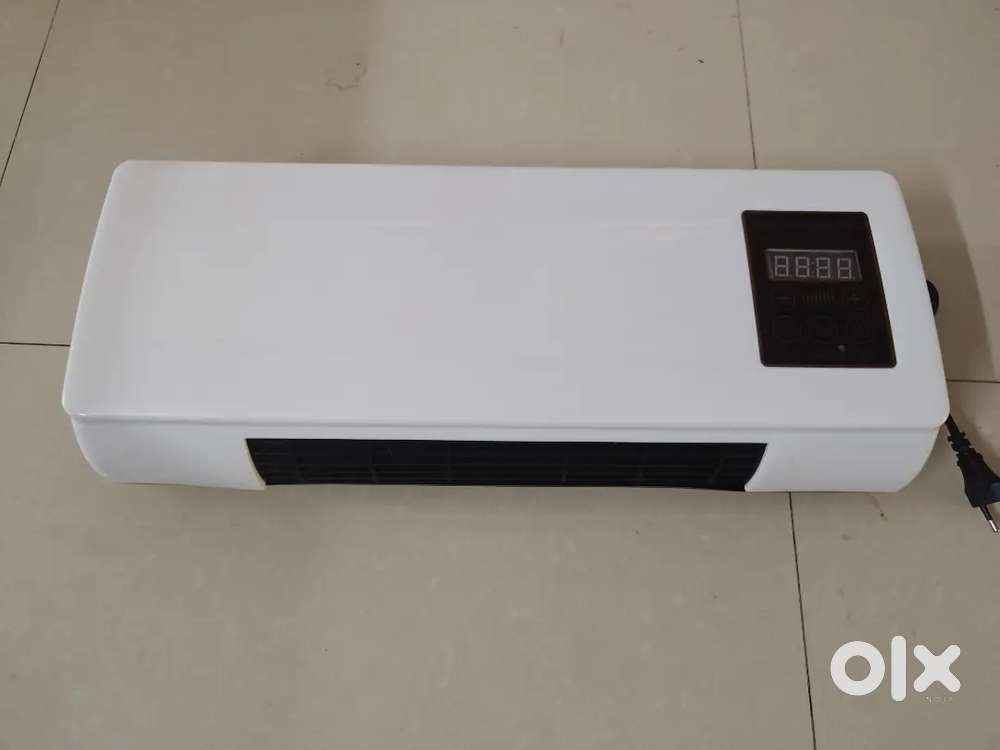 Brand new Wall mount Fan normal hot n normall air