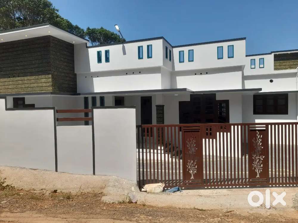 Tvm 5CENT Vattiyoorkavu puliyarakonam New house