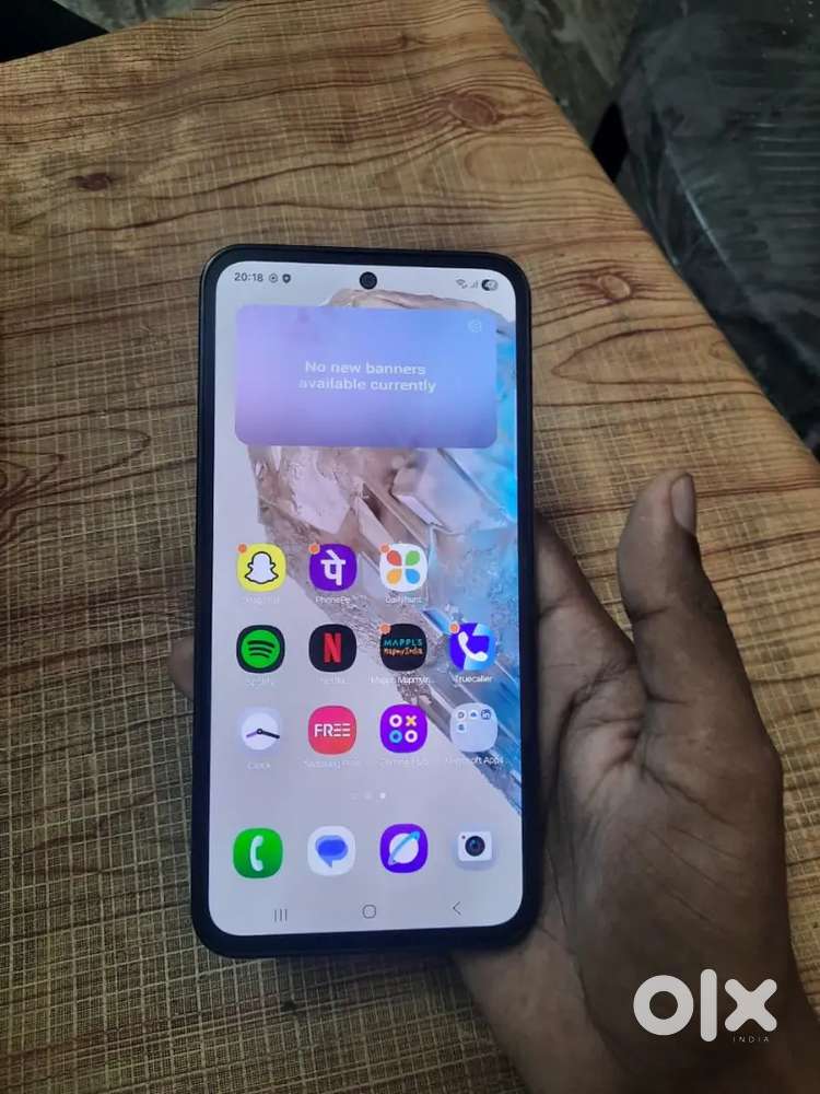 M35 1 month old 5g smartphone