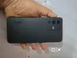 Vivo v23 5g single hand use