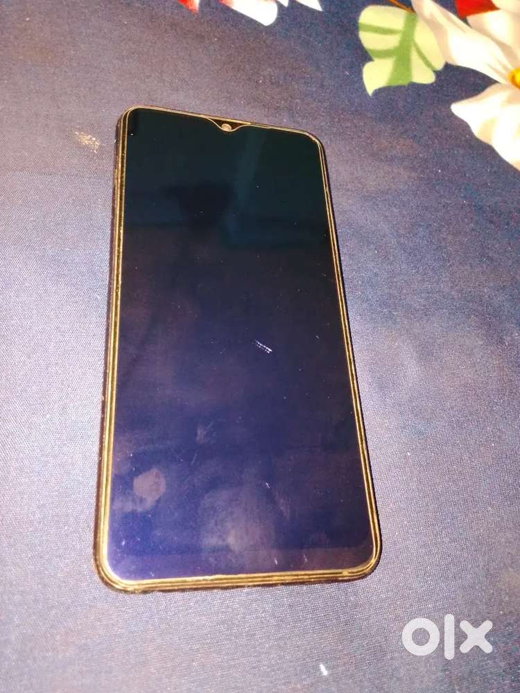 Good condition but camera quality is not too good
