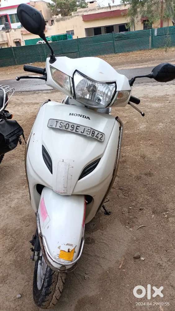 Singal hand use and very good condition