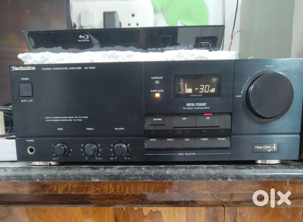 STEREO AMPLIFIER