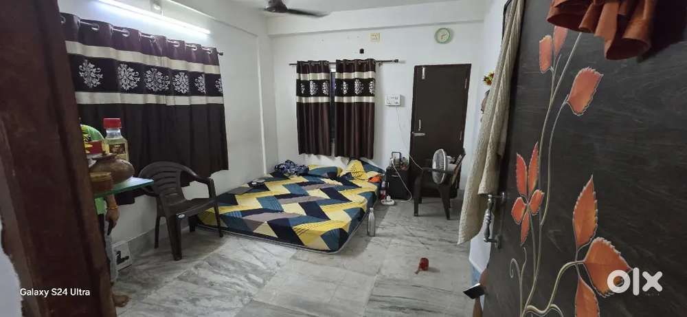 28/10 joy narayan banajee lane