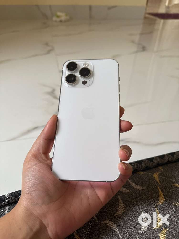 14 pro max, white color