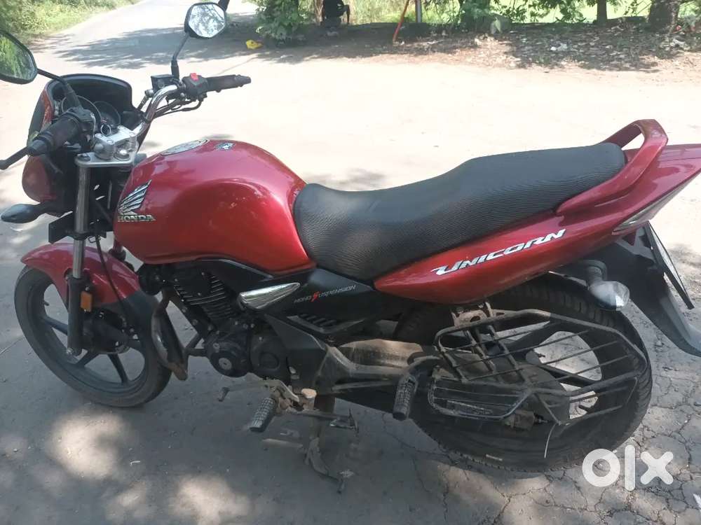 One hand used. Good condition unicorn