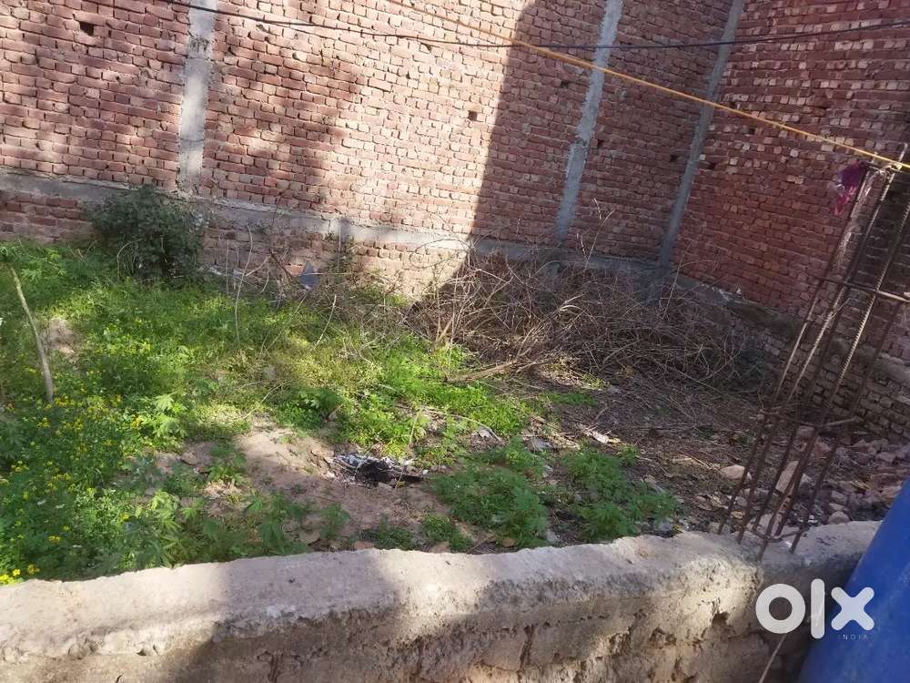 Plot for sale in choti singha devi