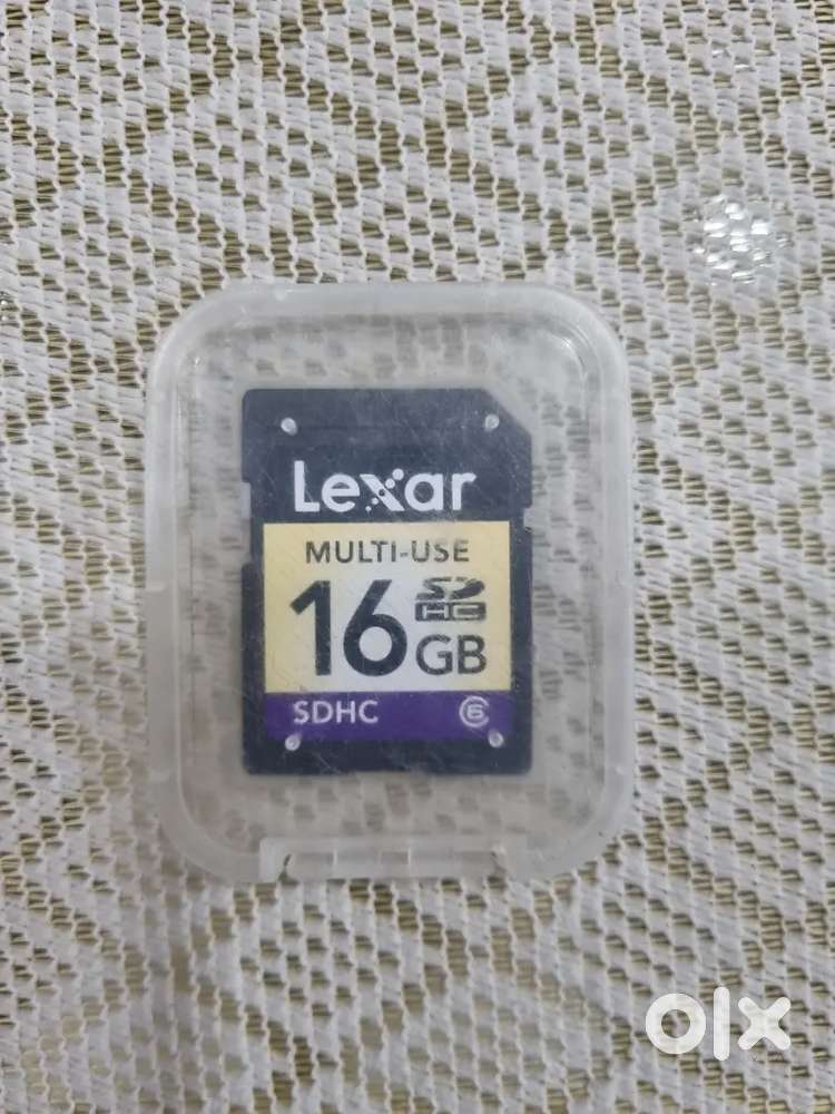 Lexar multi-use SDHC 16gb memory card