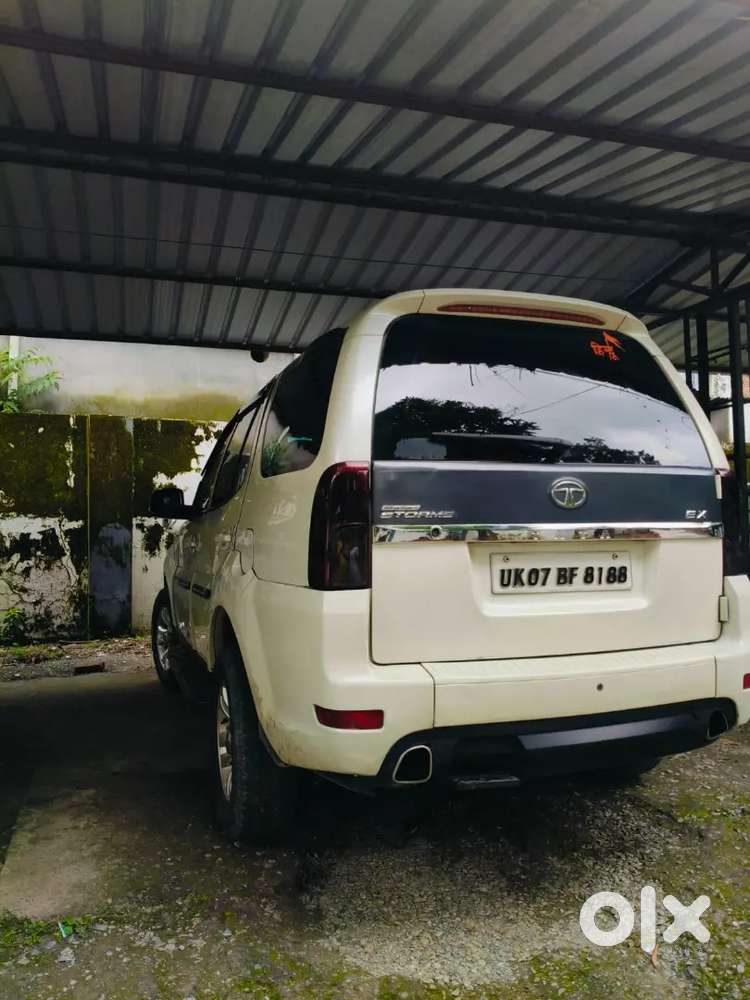 Tata Safari Storme 2014 Diesel 90000 Km Driven