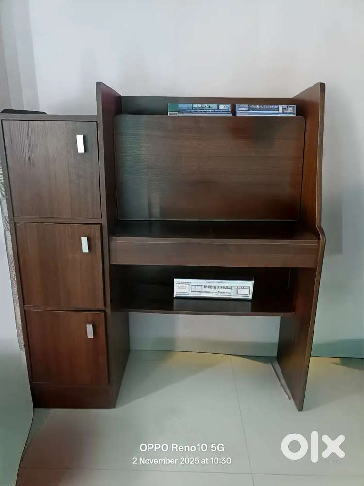 Computer Table For Urgent Sell- ₹2500; Sell Price valid for today only