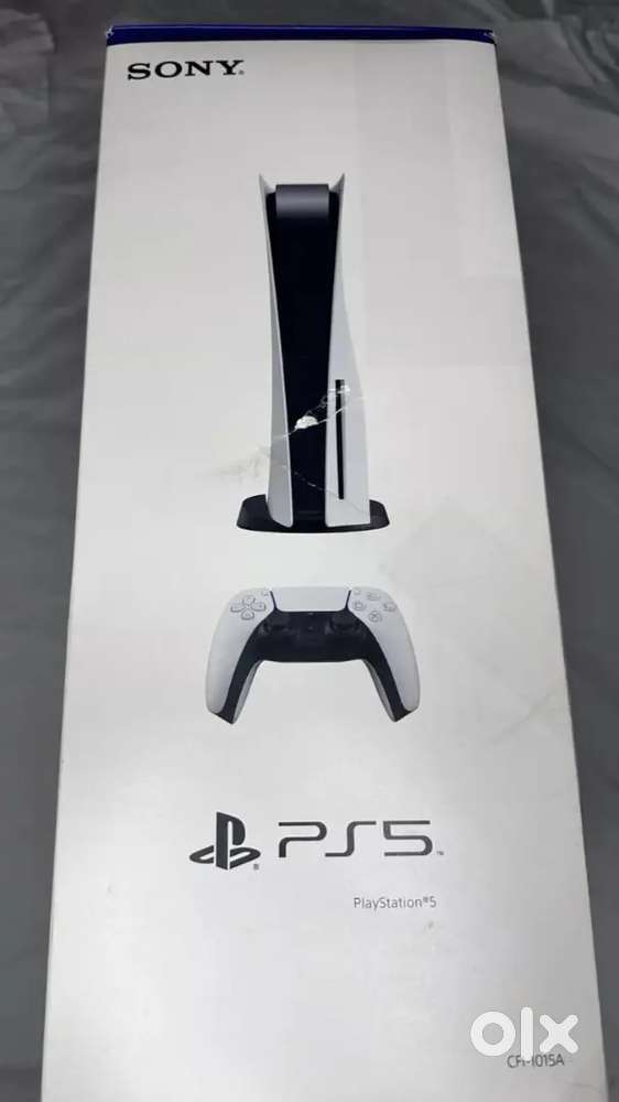 Sony PlayStation 5 CFI-1015A Disc Edition 825GB Console