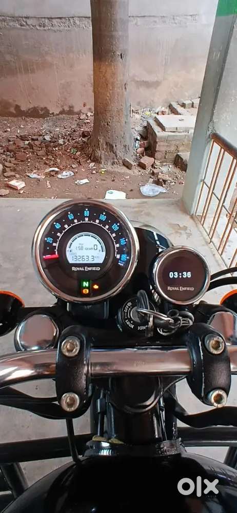 Royal enfield meteor 350(2022 model) in excellent condition-13,263  km