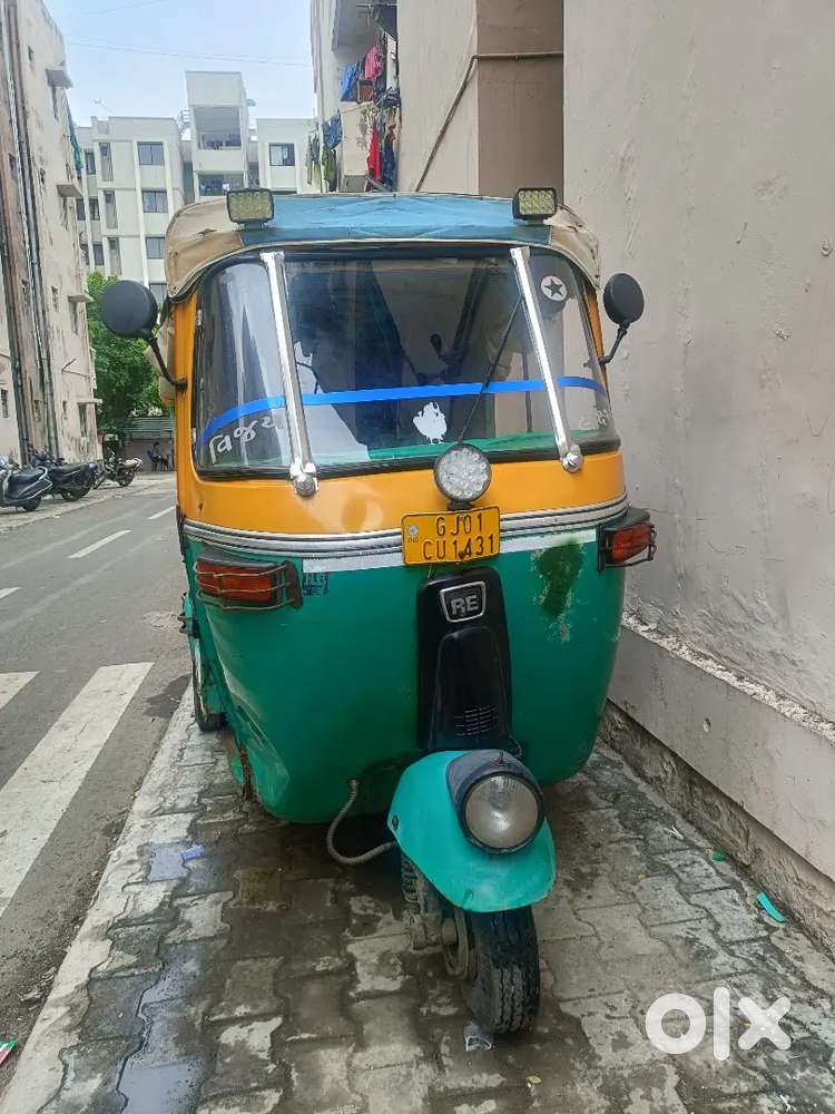 मे ऑटो बेचना चाहता हु