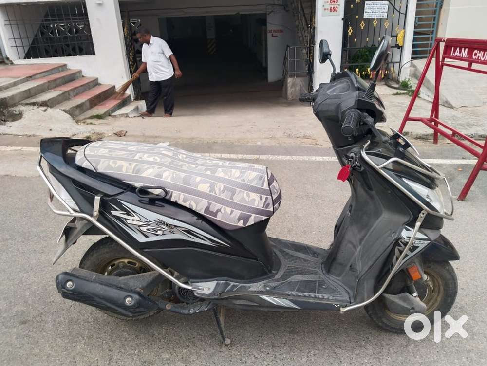 HONDA DIO DLX 2019