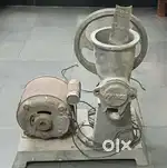 Fruits juicer machine