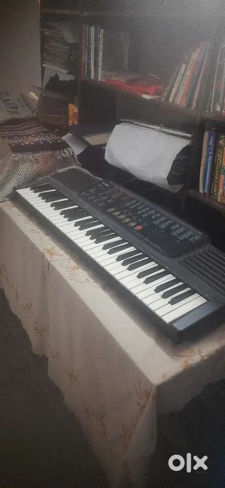 Casio Keyboard 61 keys
