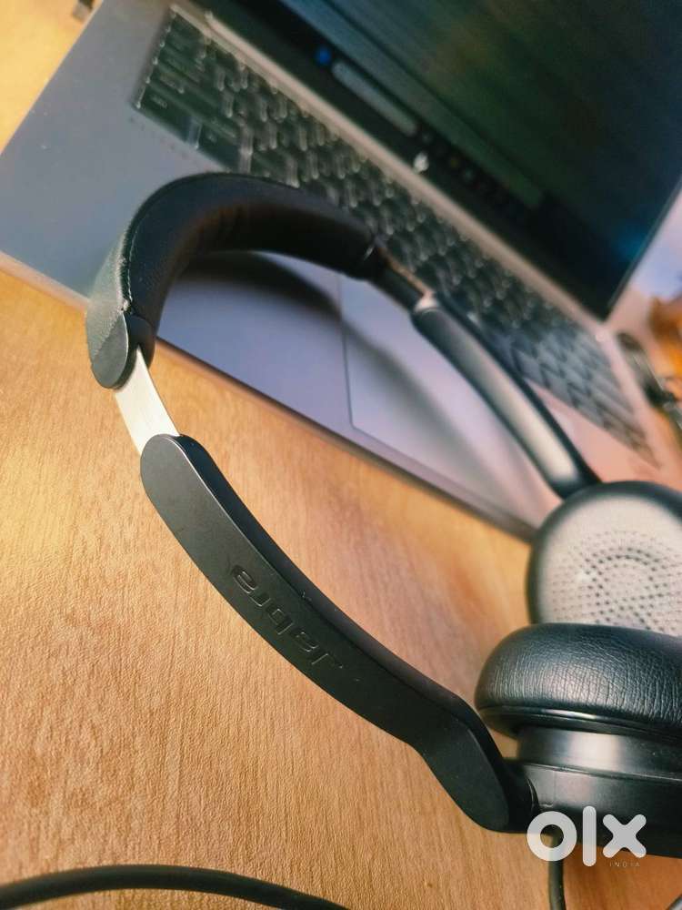 Jabra Headphones with mic