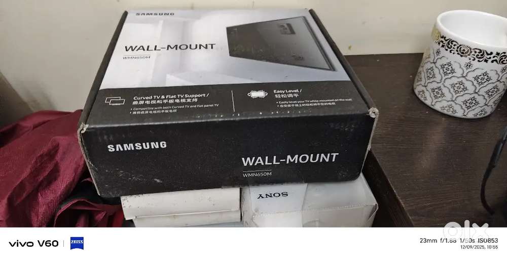 Samsung wall mount wmn650M sealed box piece