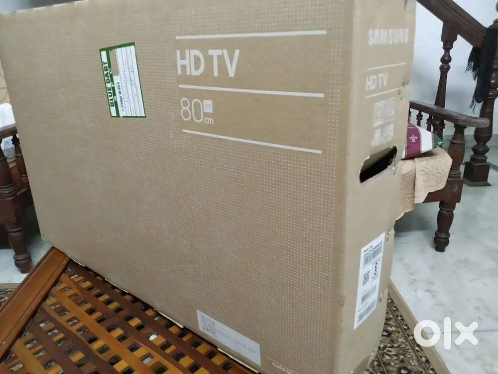 New SAMSUNG HD TV 80 CM