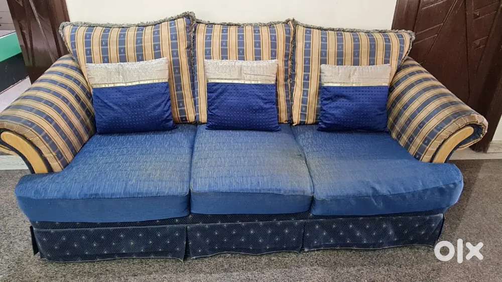 Sofa, tables, 2 king size, 1 single size cots with beds, drawer units