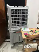 Brand new cooler, only one month old ,with two year warrenty